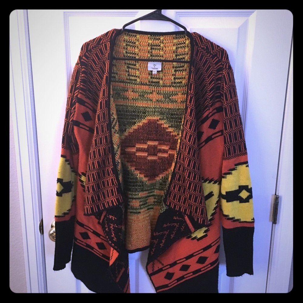 Cardigan with Aztec print